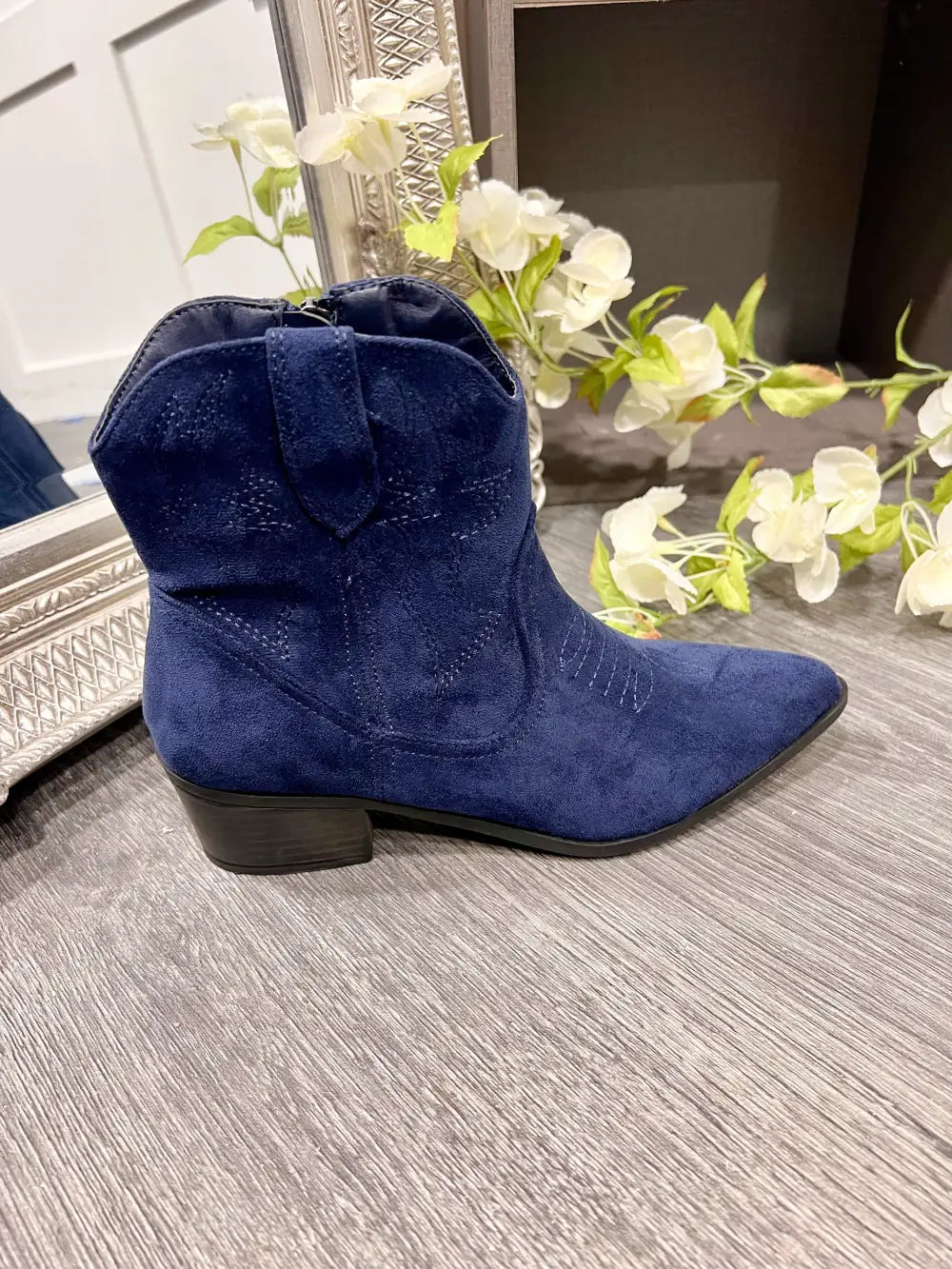 Cowboy Classic Boots BLUE - size 3 (36) - Footwear