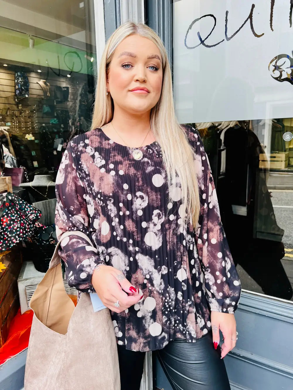 Sasha Chiffon Pleated Blouse BLACK