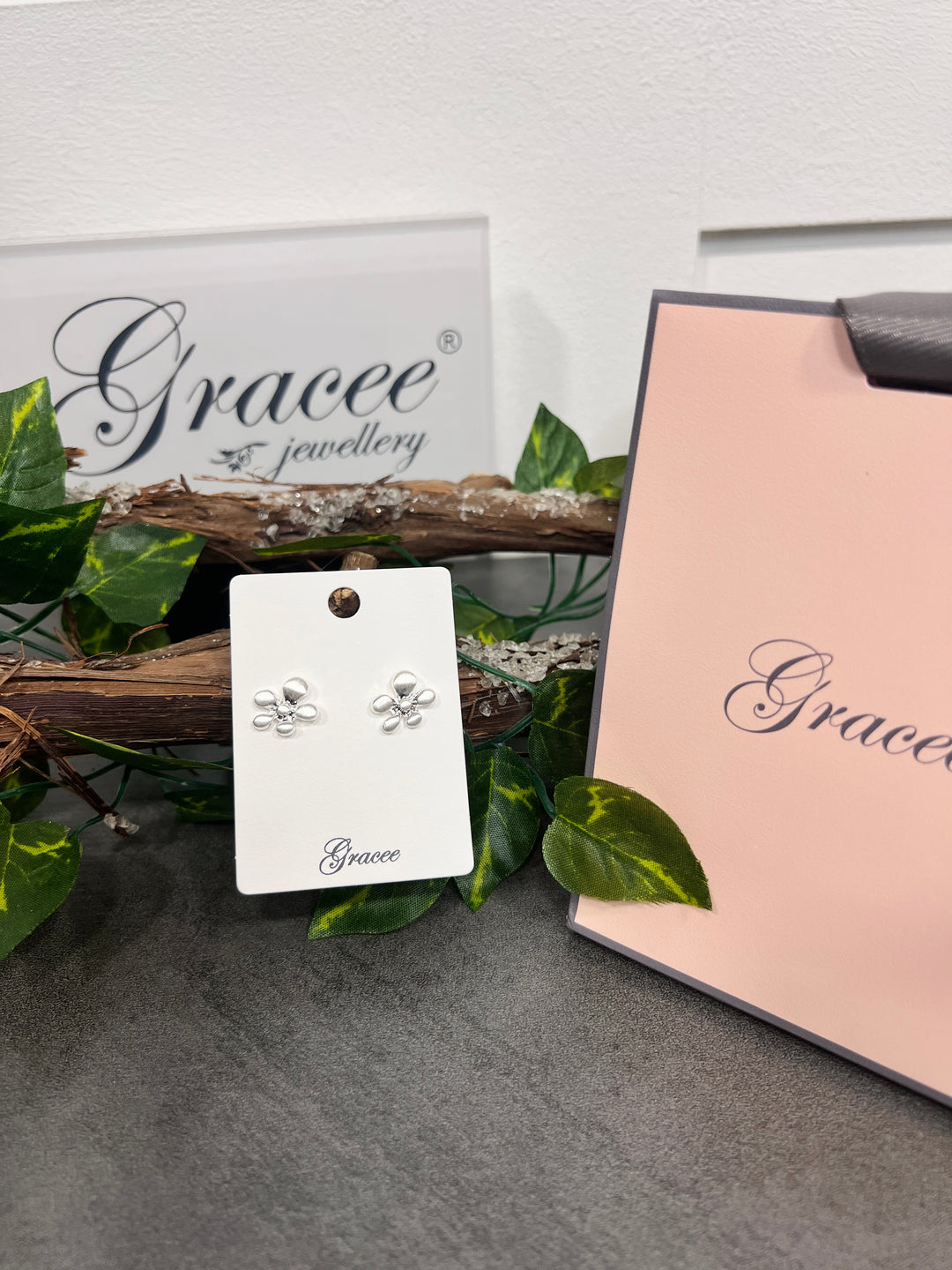 Gracee Daisy Earrings SILVER