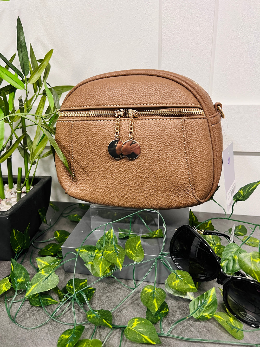 Toyah Gold Disc Zip Camera Bag MOCHA