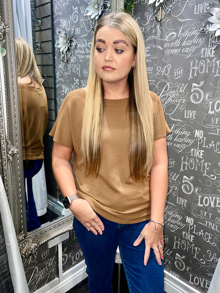 Jenna Fine Knit Short Sleeve Top CAMEL