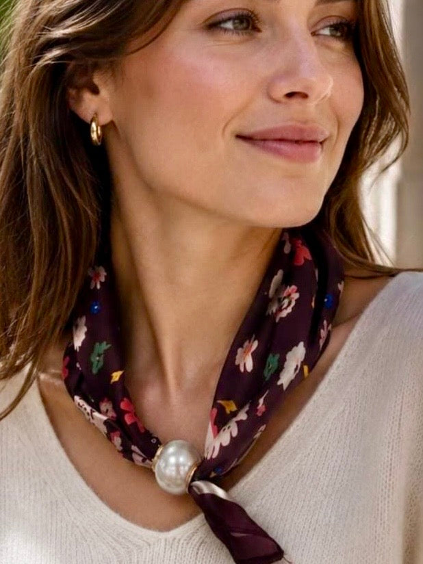Libby Small Flower Detail Magnetic Scarf CHOCOLATE