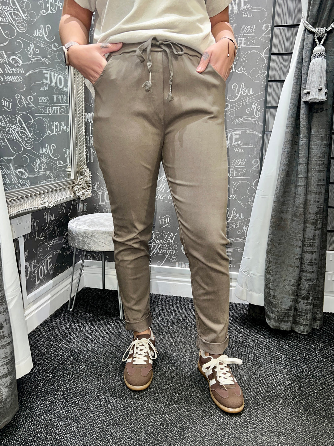 Premium Magic Trousers MOCHA