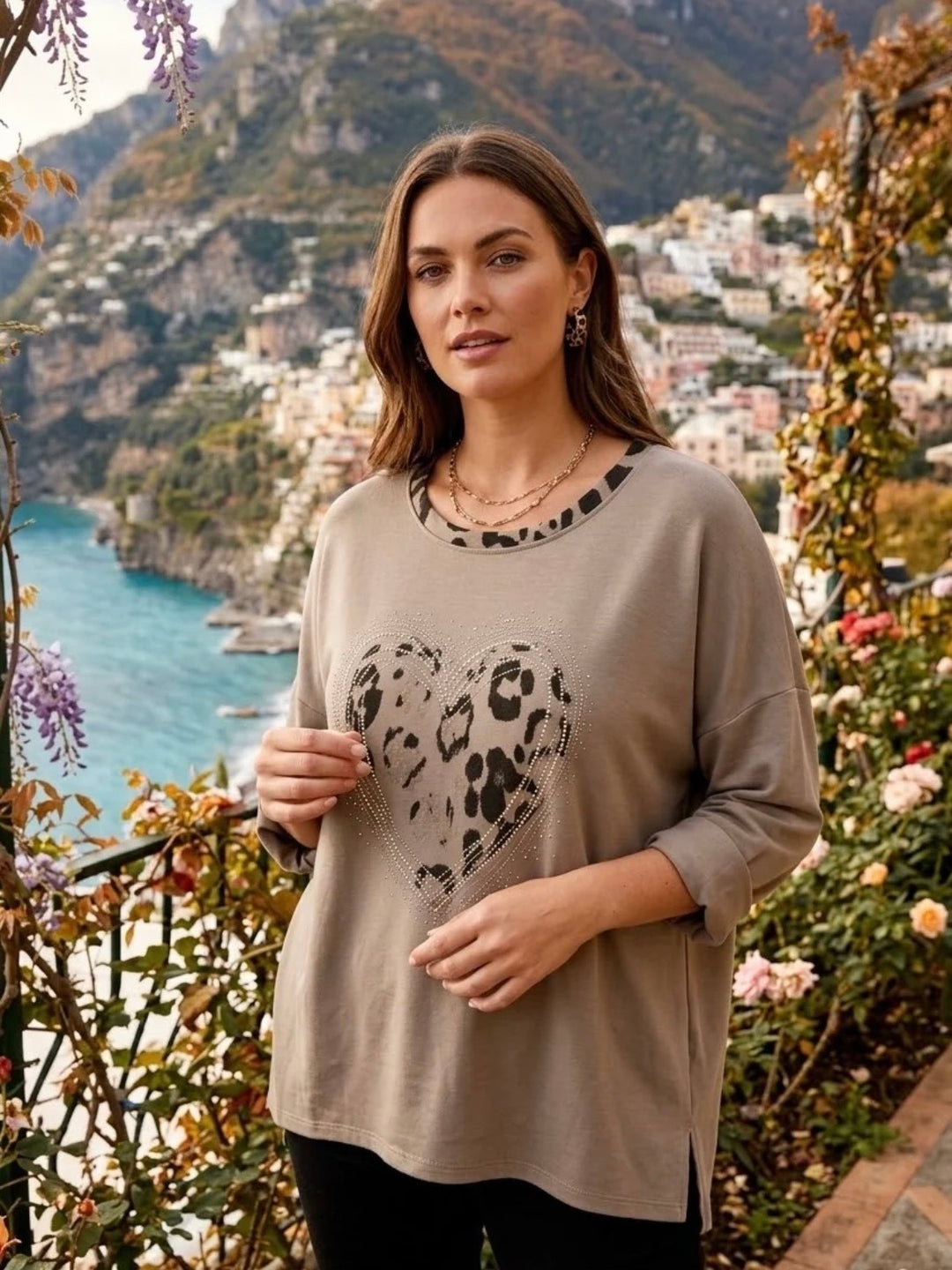 Arden Sparkle Heart Sweatshirt TAUPE