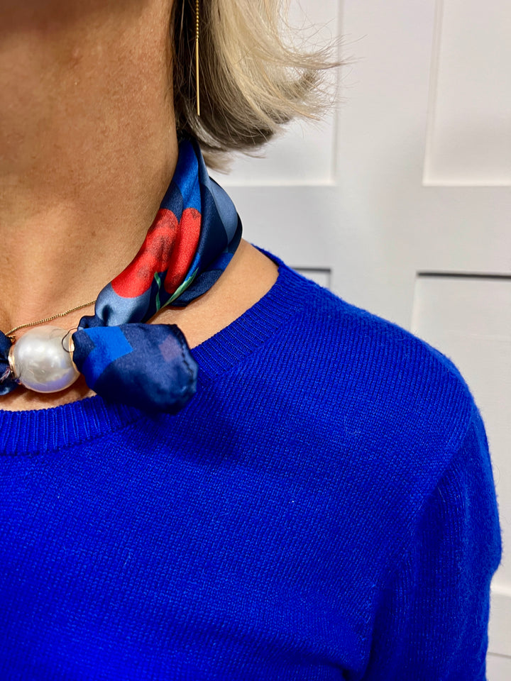 Cherries Magnetic Neck Scarf NAVY