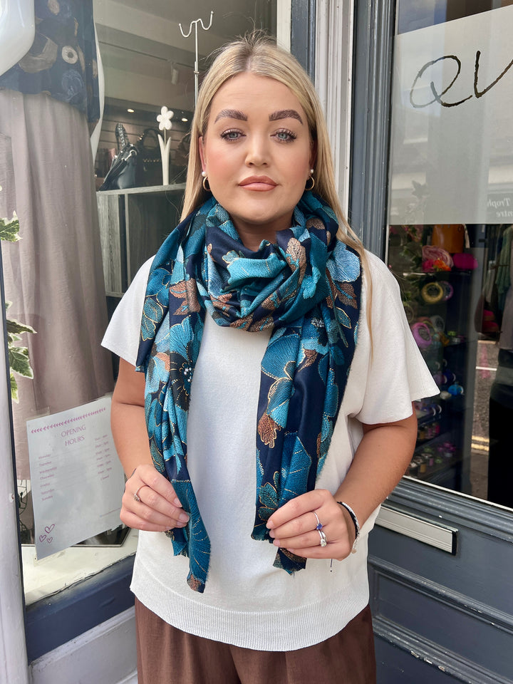 Elegant Flower Scarf NAVY