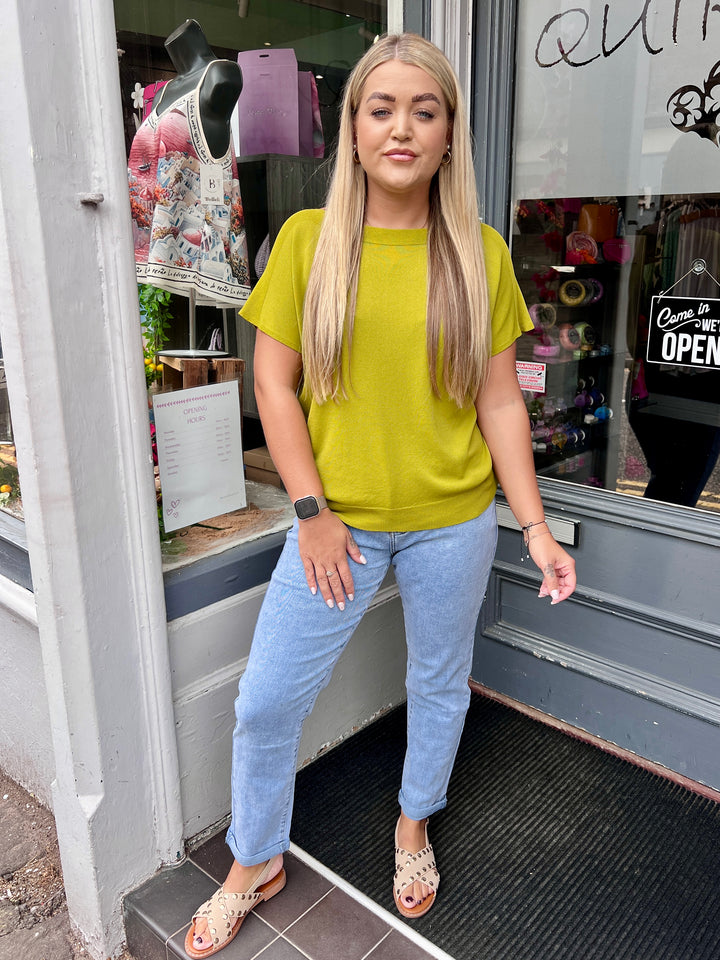 Jenna Fine Knit Short Sleeve Top APPLE
