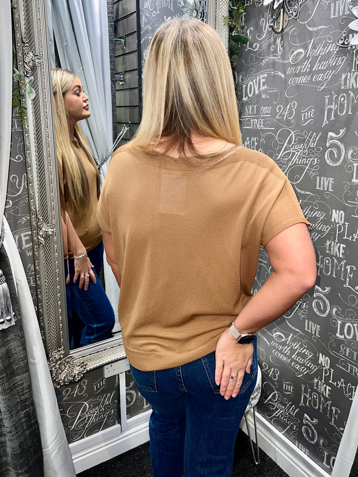Jenna Fine Knit Short Sleeve Top CAMEL