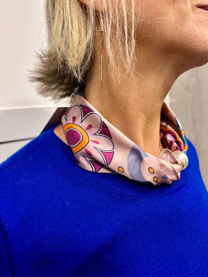 Groovy Floral Magnetic Scarf PINK