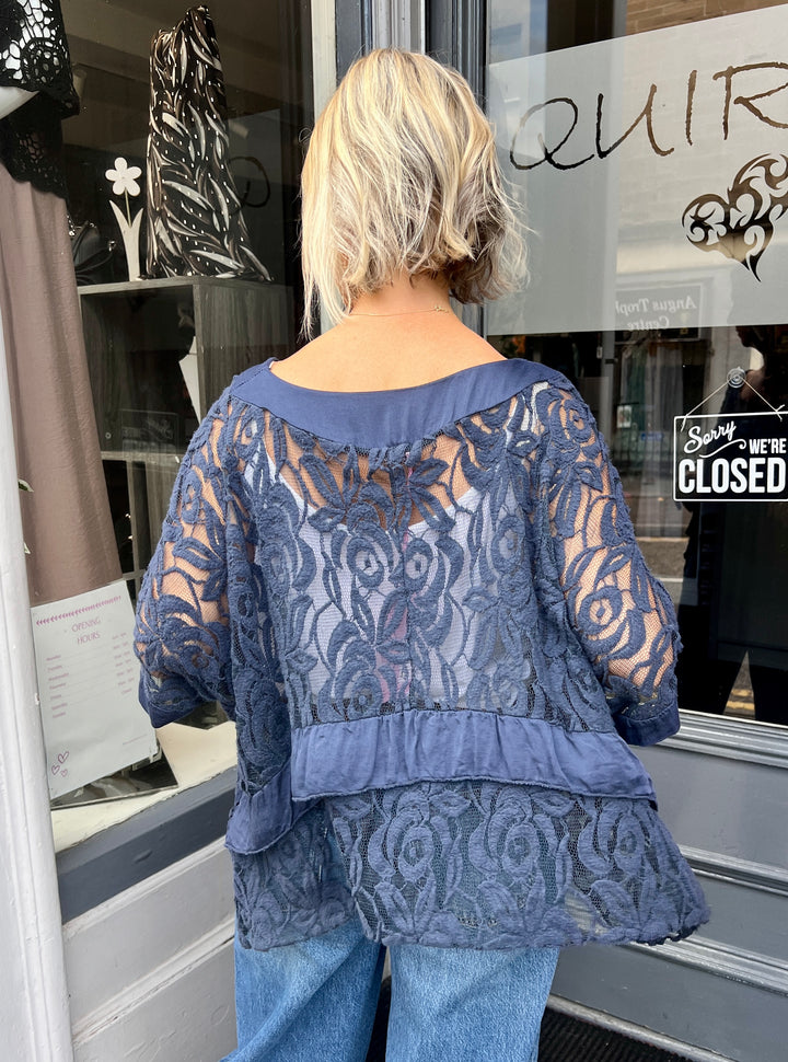 Annie Lace Top NAVY