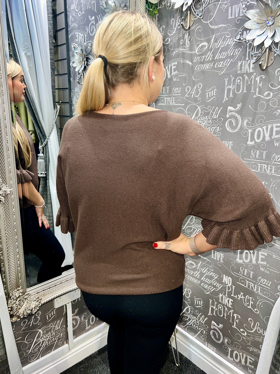 Klara Frill Sleeve Knit CHOCOLATE