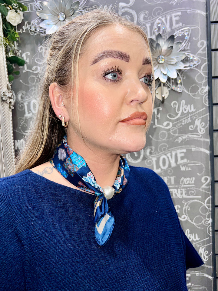 Suzi Magnetic Scarf NAVY