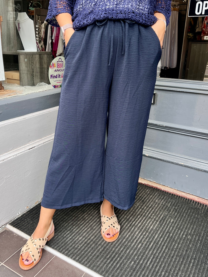 Shelby Crop Trousers NAVY