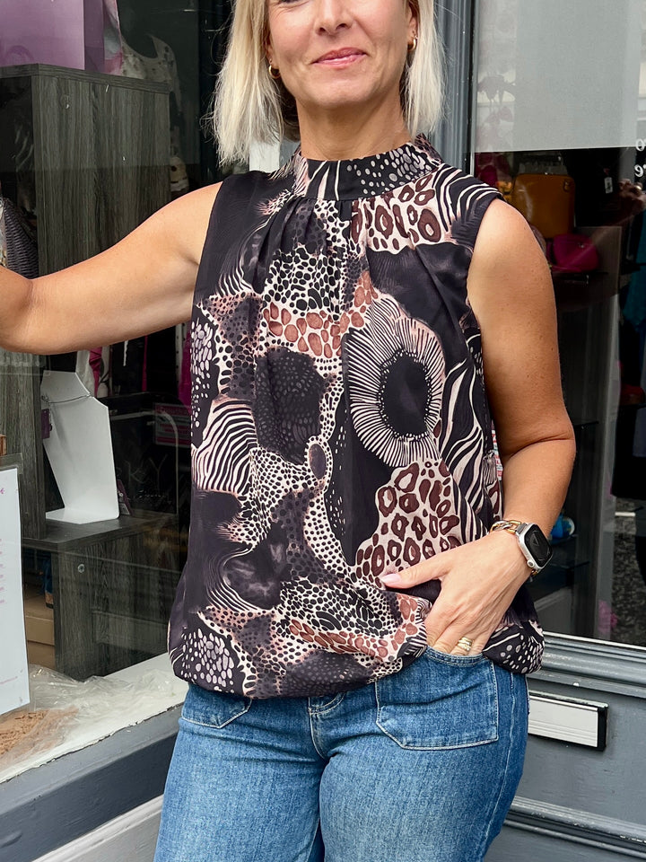 Animal Print Bubble Hem Sleeveless Blouse BLACK