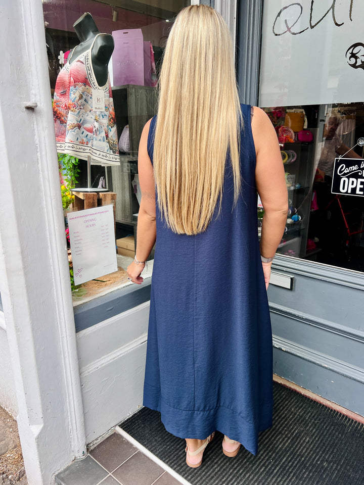 Indie Sleeveless Maxi Dress With Necklace NAVY