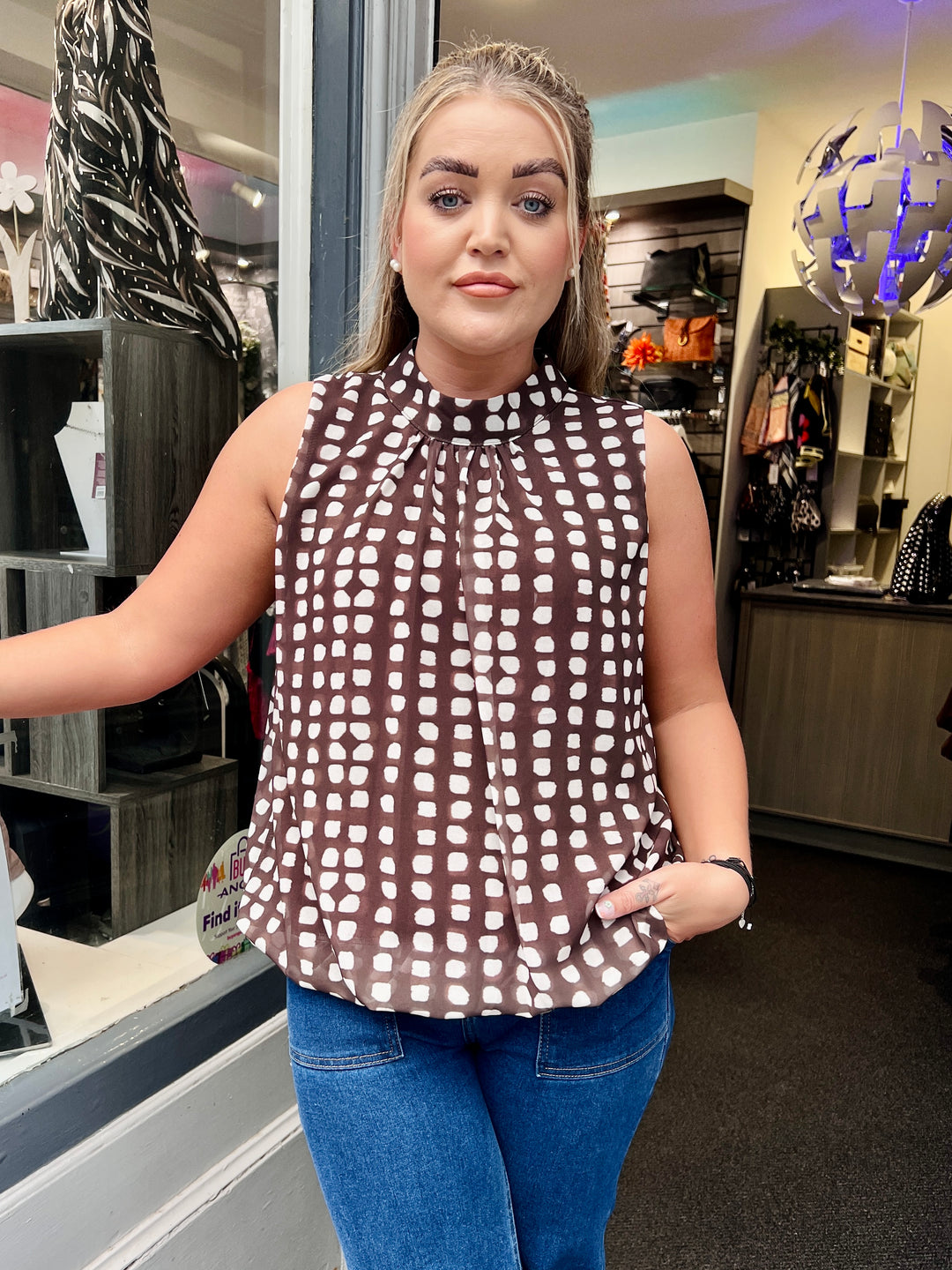 Dot Design Bubble Hem Sleeveless Blouse CHOCOLATE