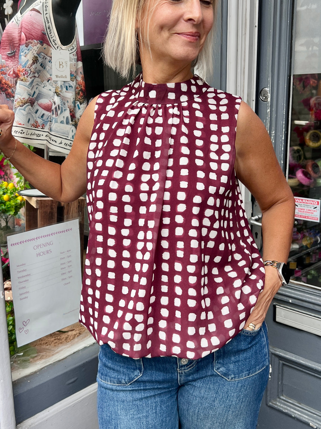 Dot Design Bubble Hem Sleeveless Blouse WINE