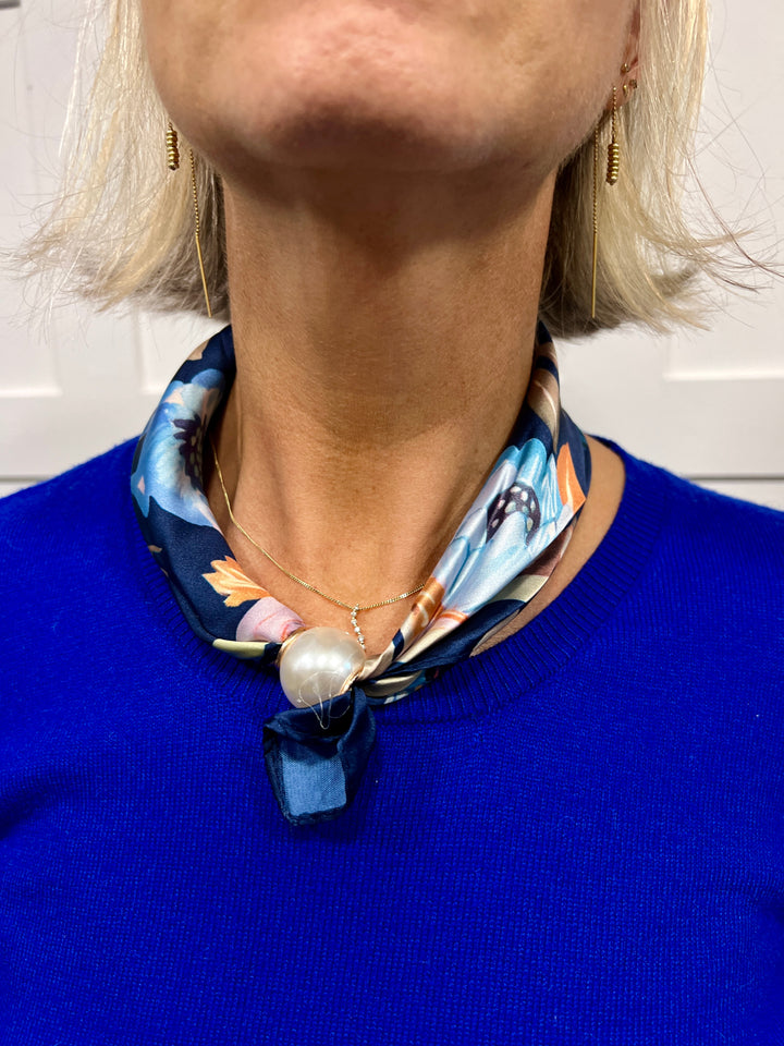 Bouquet Magnetic Scarf NAVY