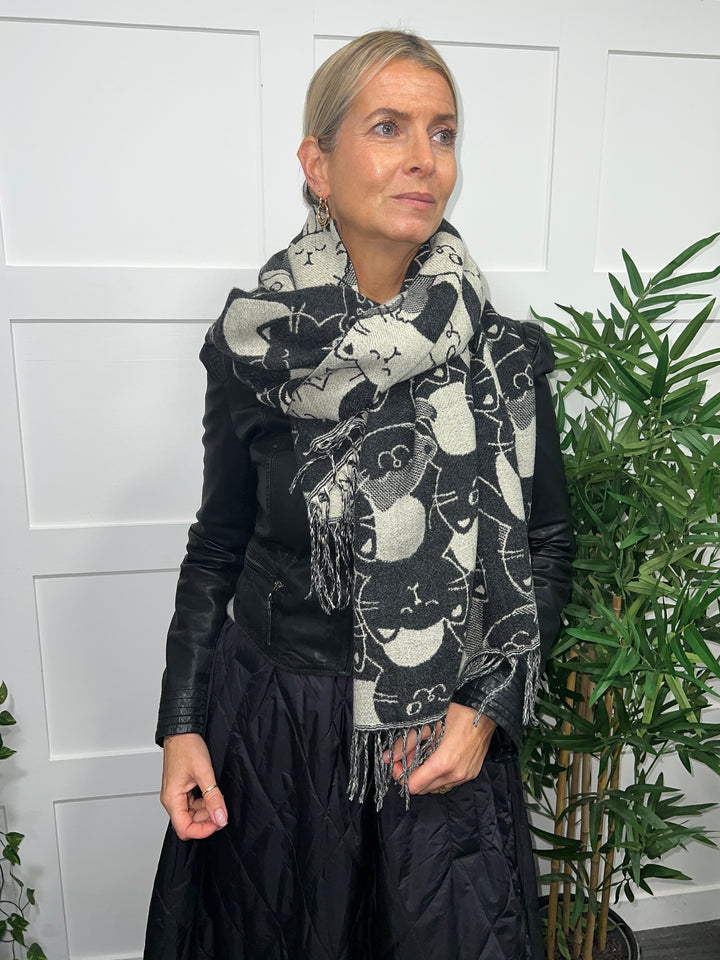 Cat Design Scarf BLACK
