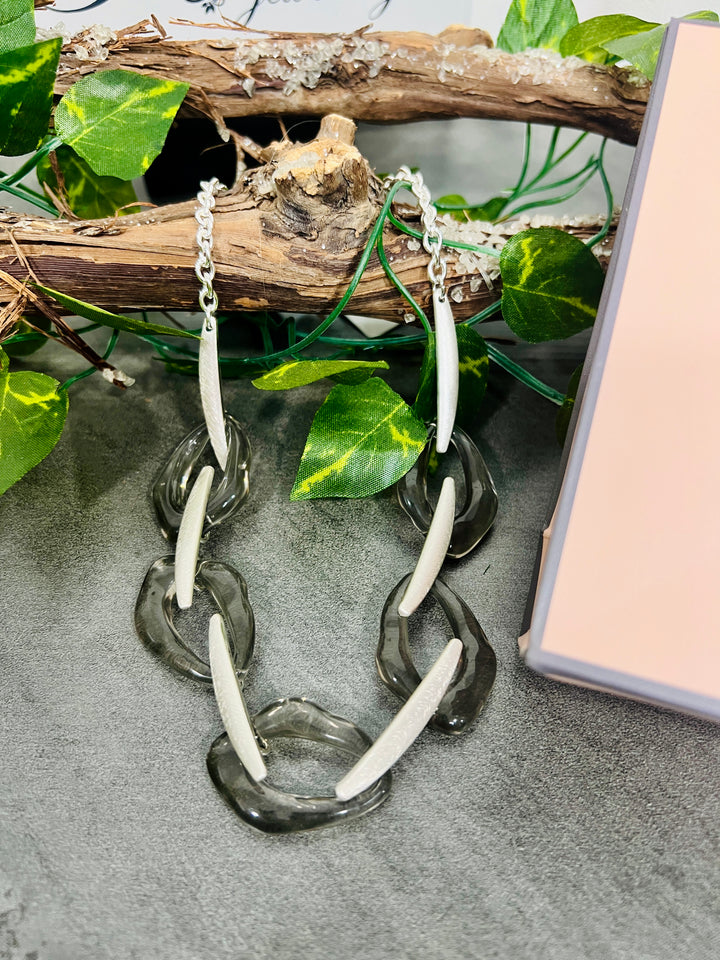 Gracee Short Distressed Oval Necklace SILVER