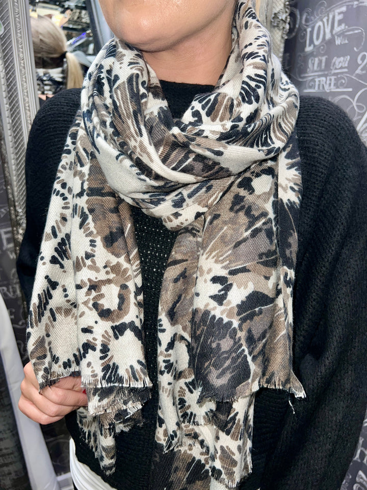 Shibori Pattern Scarf BEIGE