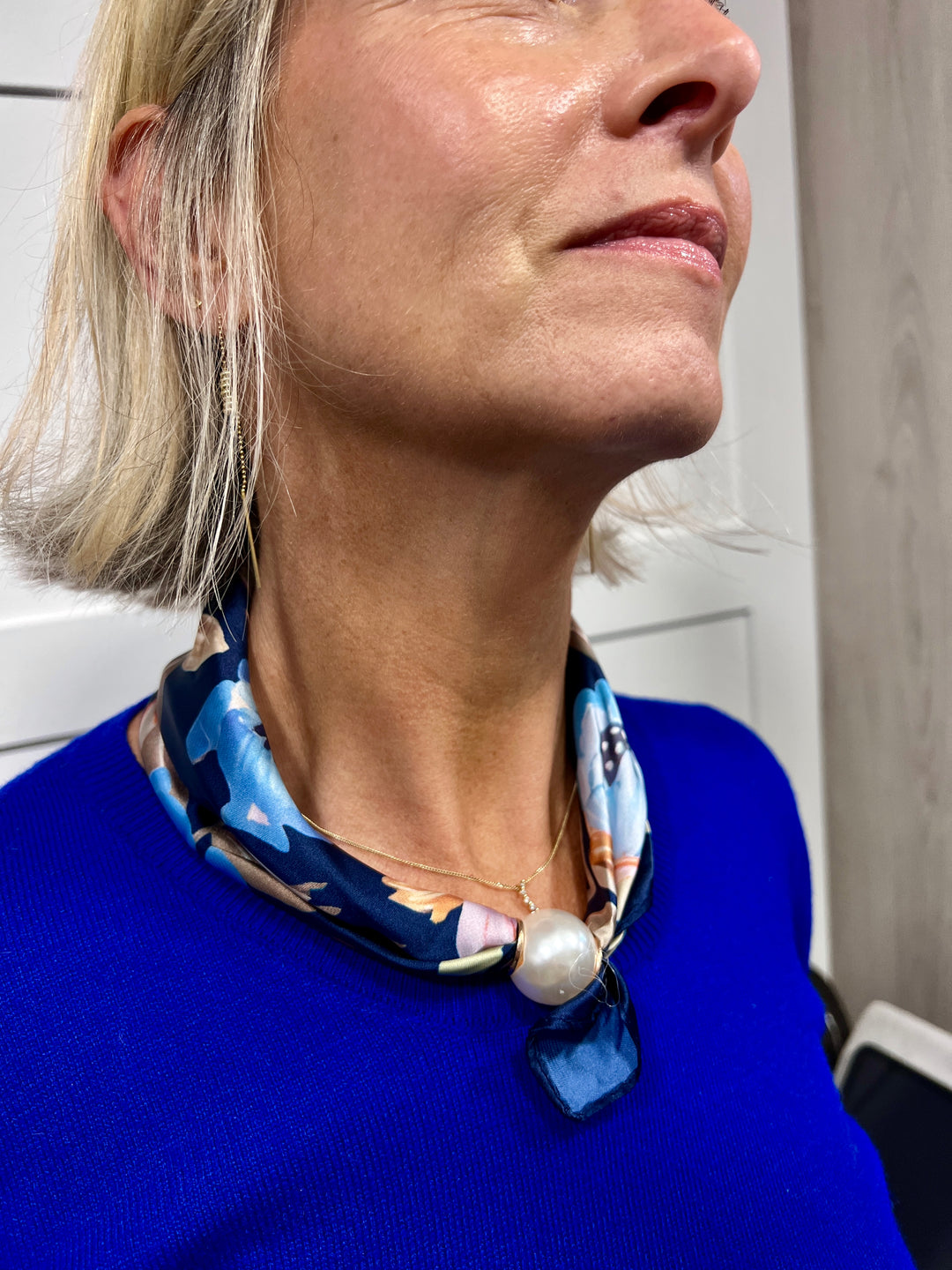 Bouquet Magnetic Scarf NAVY