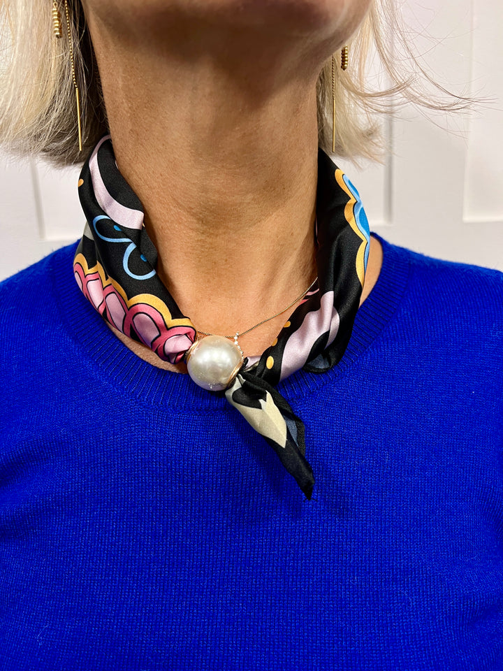 Groovy Floral Magnetic Scarf BLACK