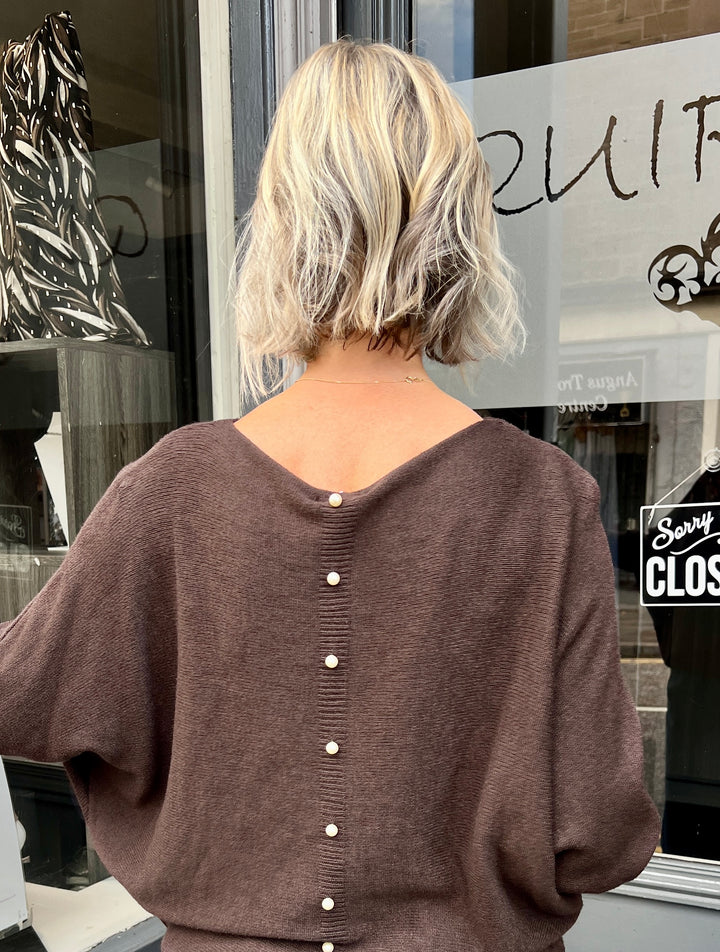 Lucie Pearl Back Knit CHOCOLATE