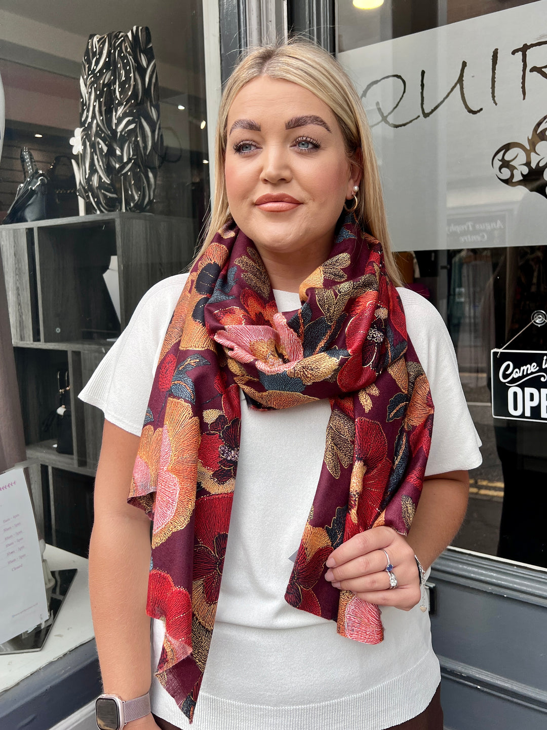 Elegant Flower Scarf WINE