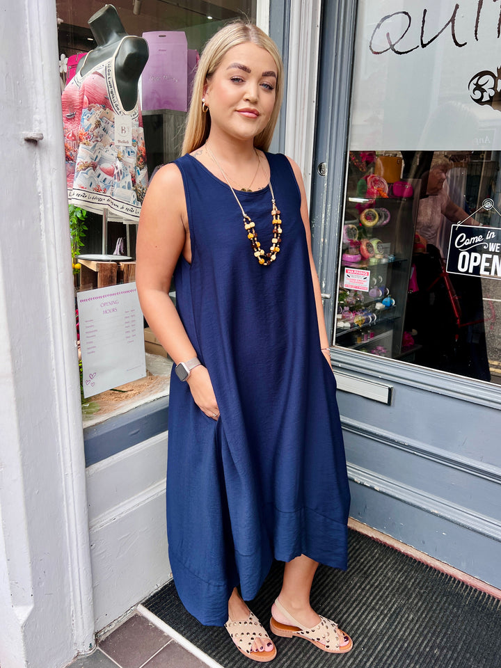 Indie Sleeveless Maxi Dress With Necklace NAVY