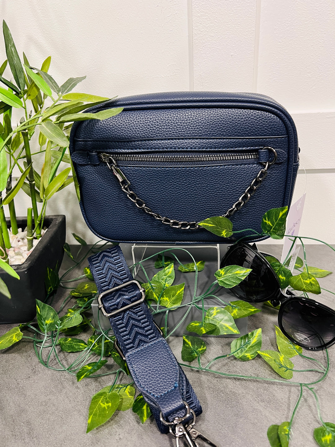 Edith Chain Detail Camera Bag NAVY