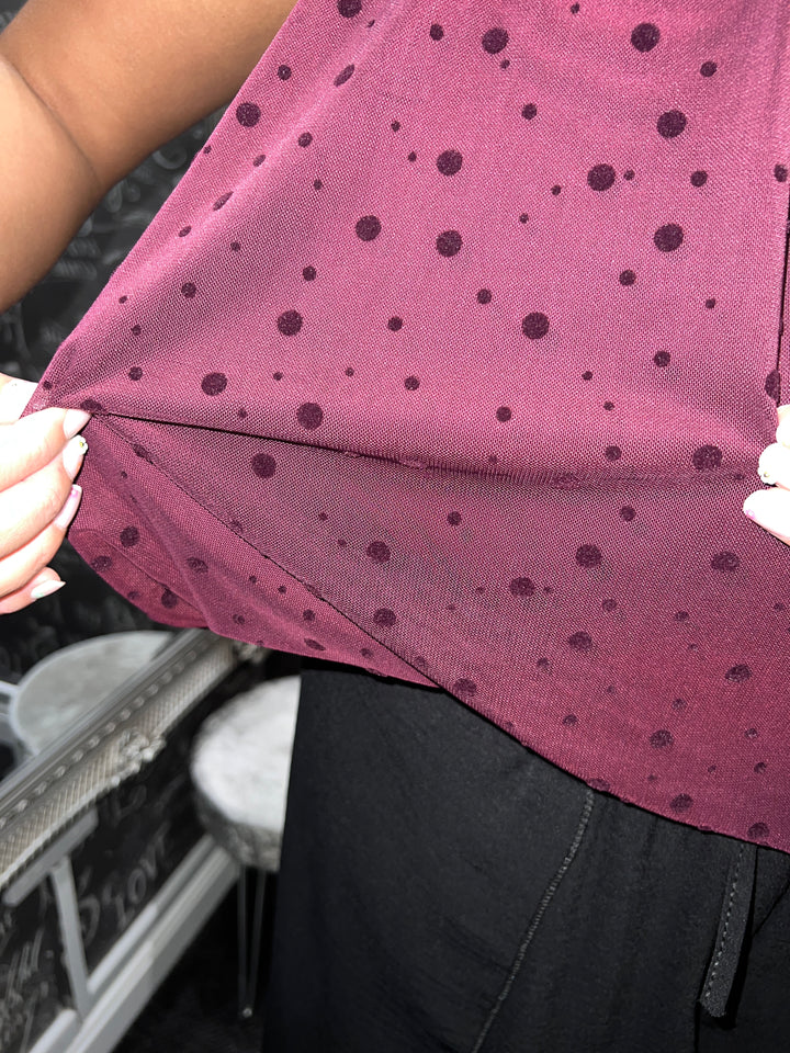 Textured Dot Sleeveless Bubblehem Blouse PLUM
