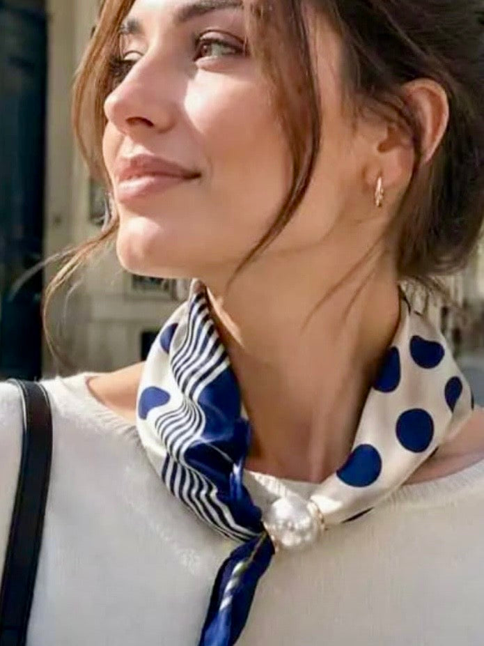 Large Polka Dot Magnetic Scarf NAVY