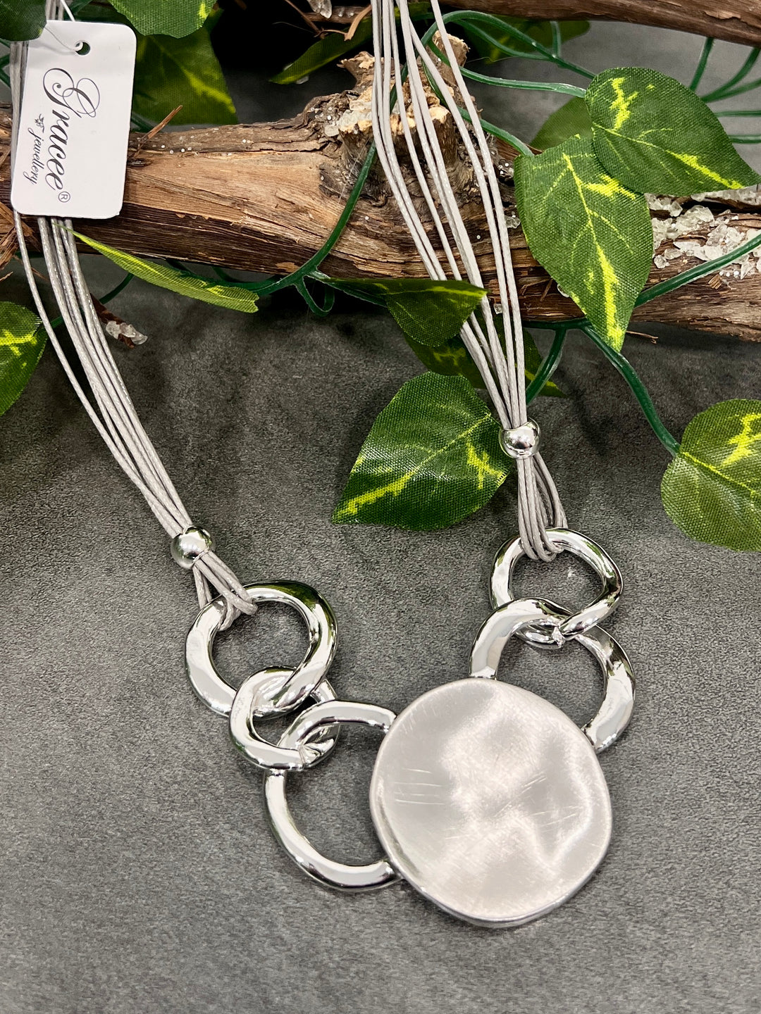 Gracee Magnetic Circle Pendant SILVER