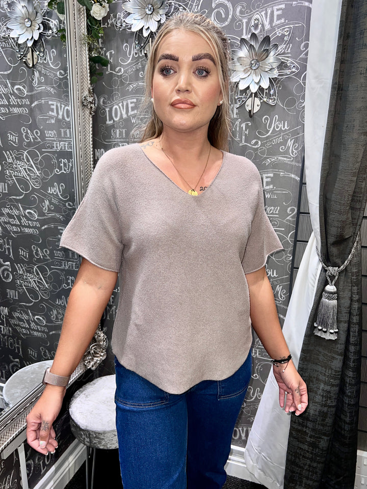 Brooke V Neck Fine Knit MOCHA