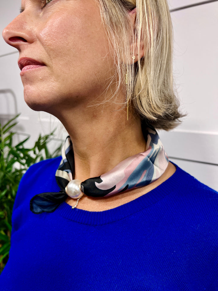 Bloom Magnetic Scarf BLACK