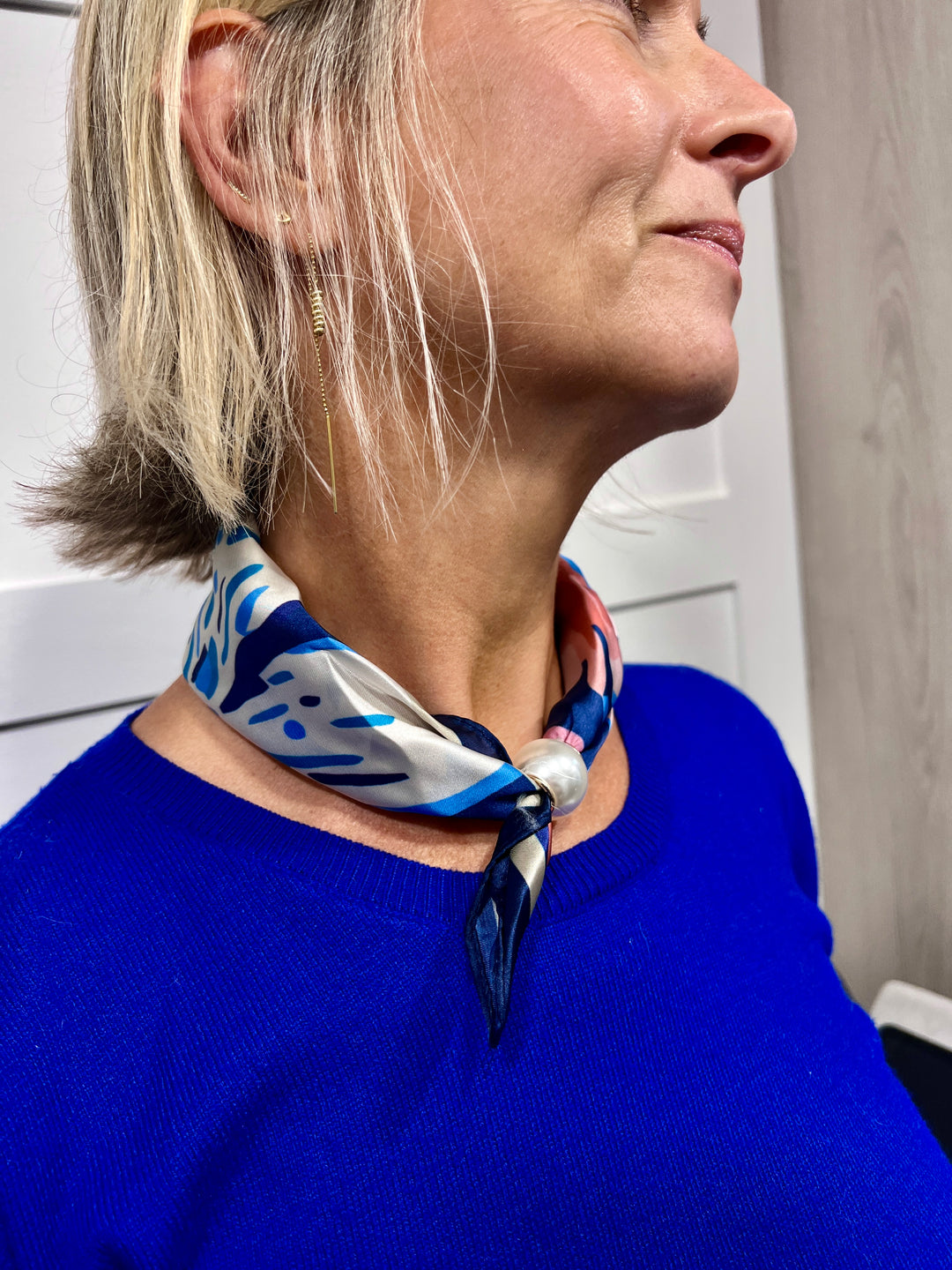 Bloom Magnetic Scarf NAVY