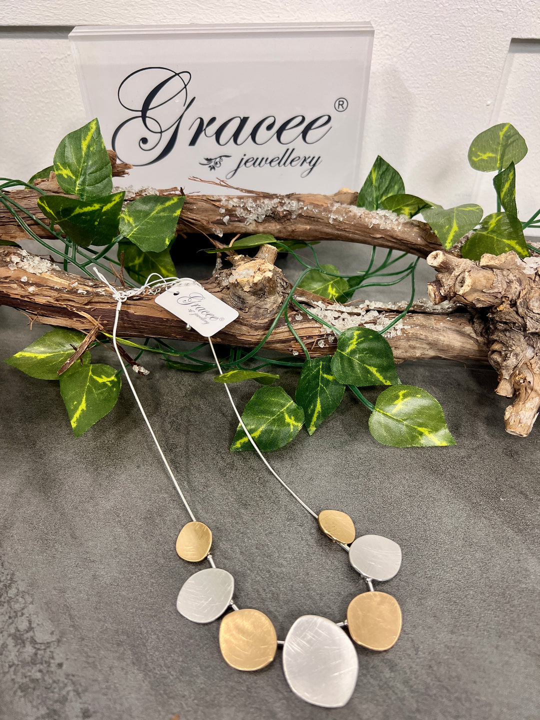 Gracee Short Brushed Pendant SILVER/GOLD