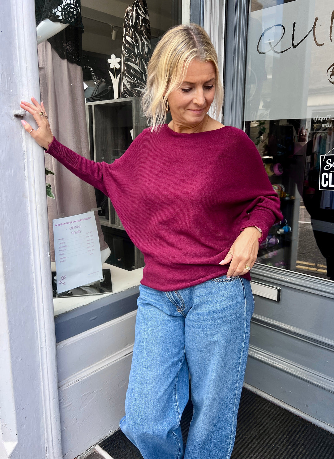 Lucie Pearl Back Knit WINE