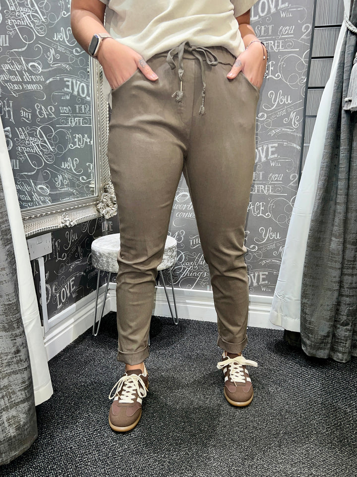 Premium Magic Trousers MOCHA