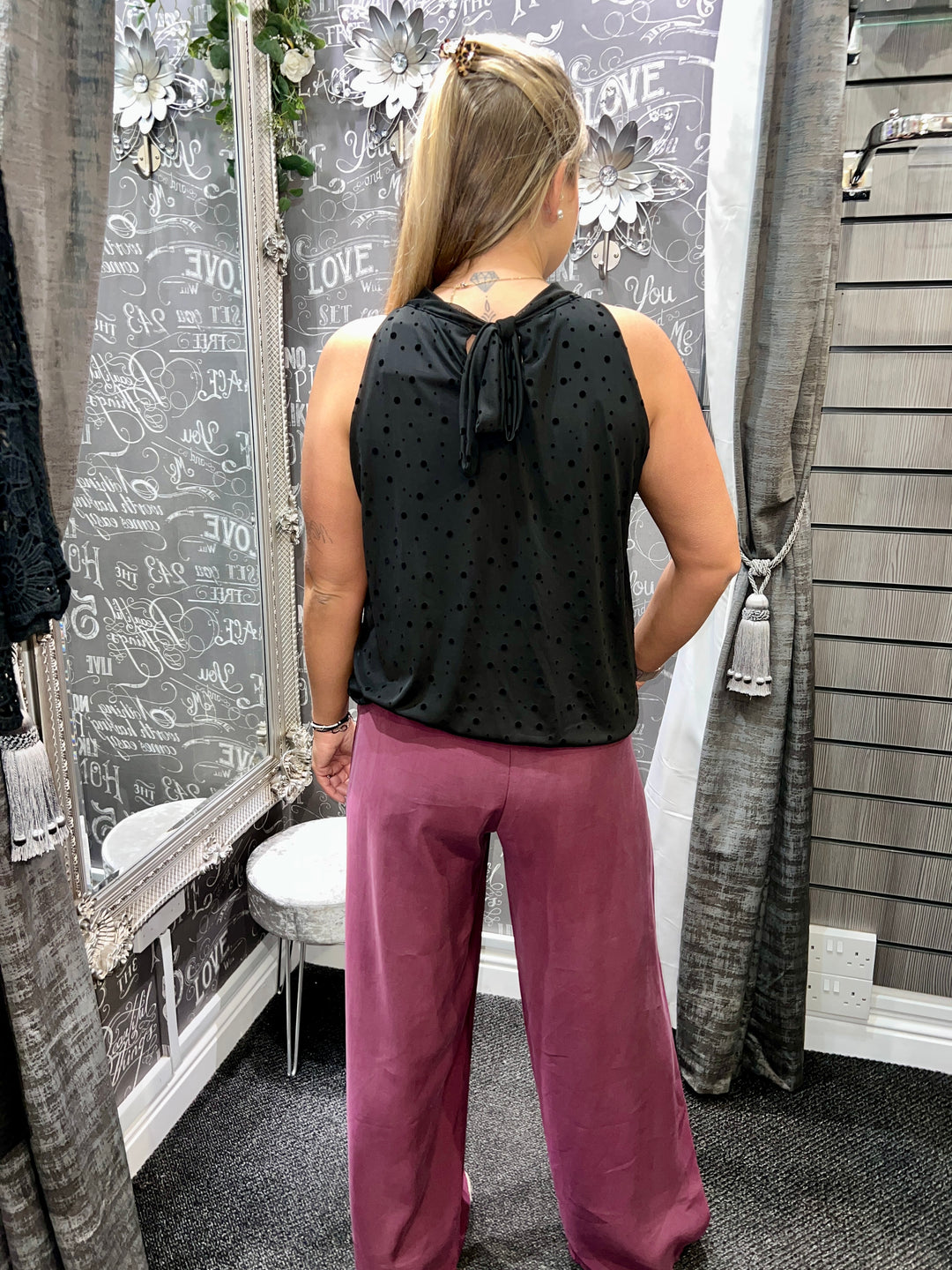Textured Dot Sleeveless Bubblehem Blouse BLACK