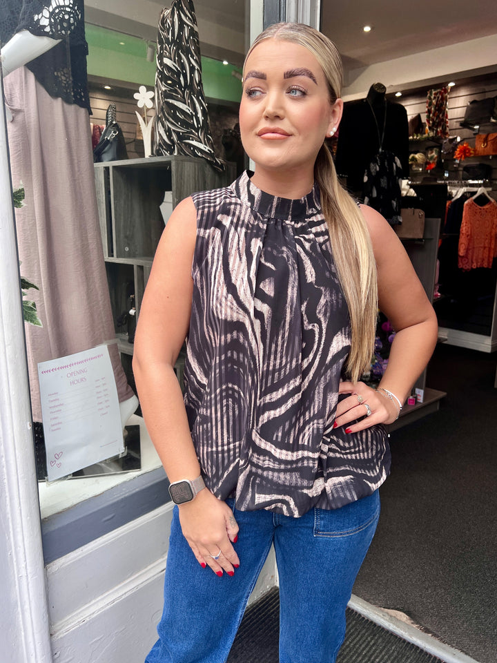 Zebra Stripe Bubble Hem Sleeveless Blouse