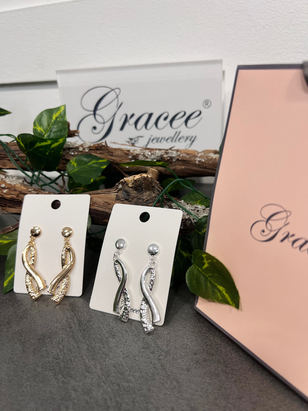 Gracee Textured Twist Earrings GOLD