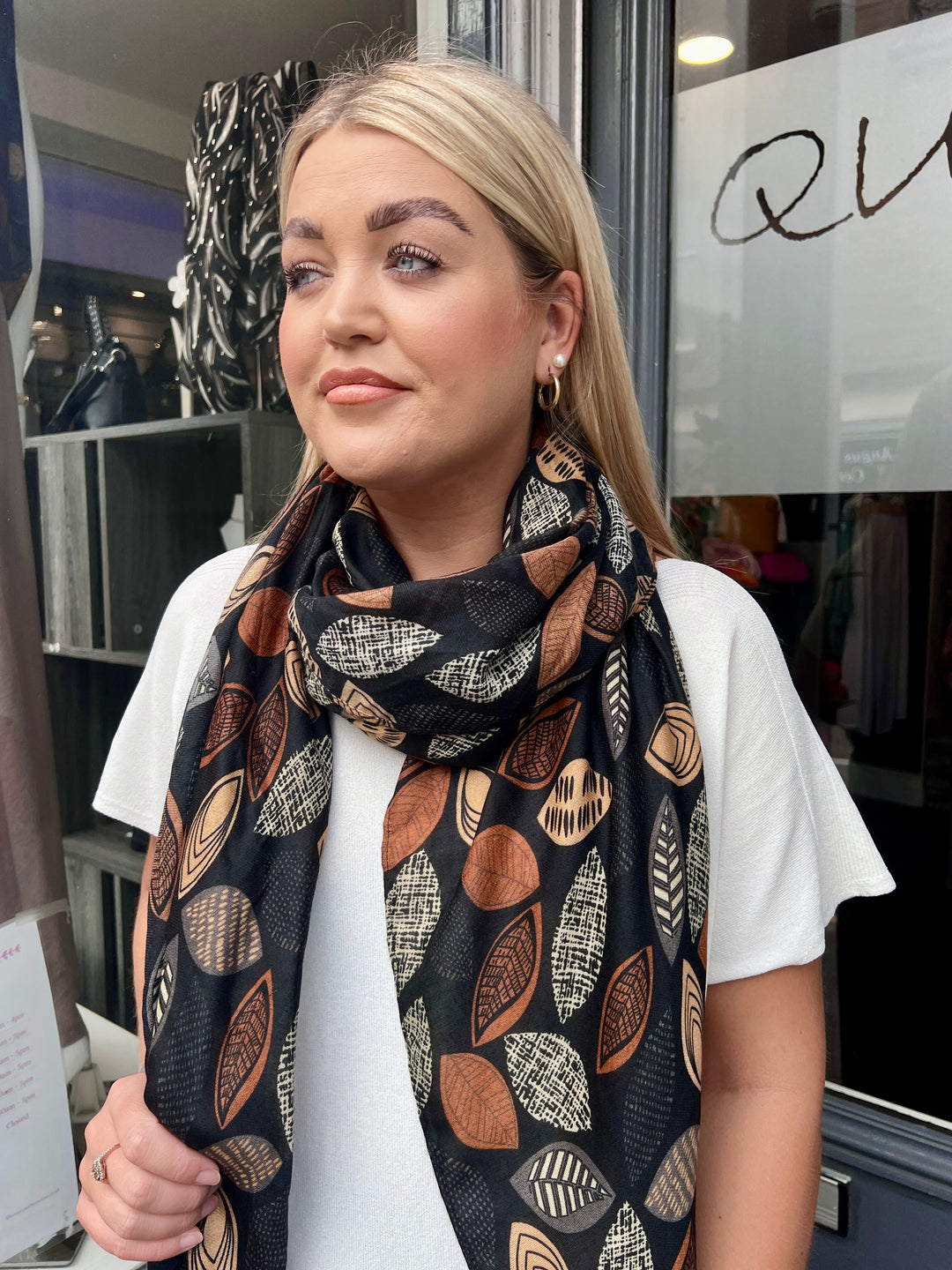 Leaf Print Scarf BLACK