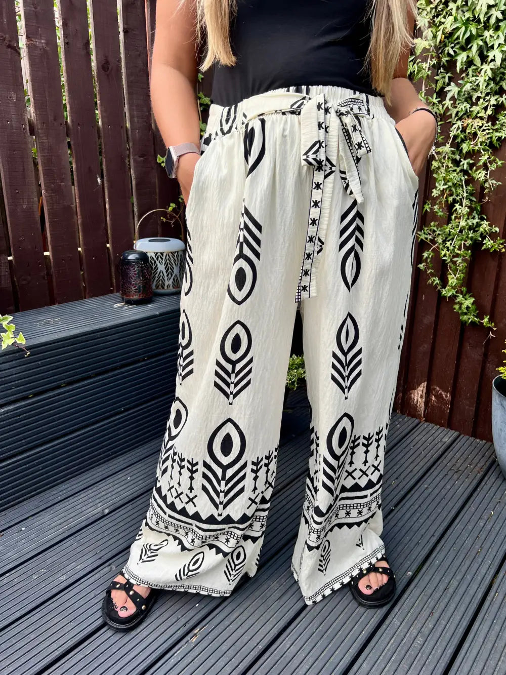 Ainsley Patterned Trousers WHITE