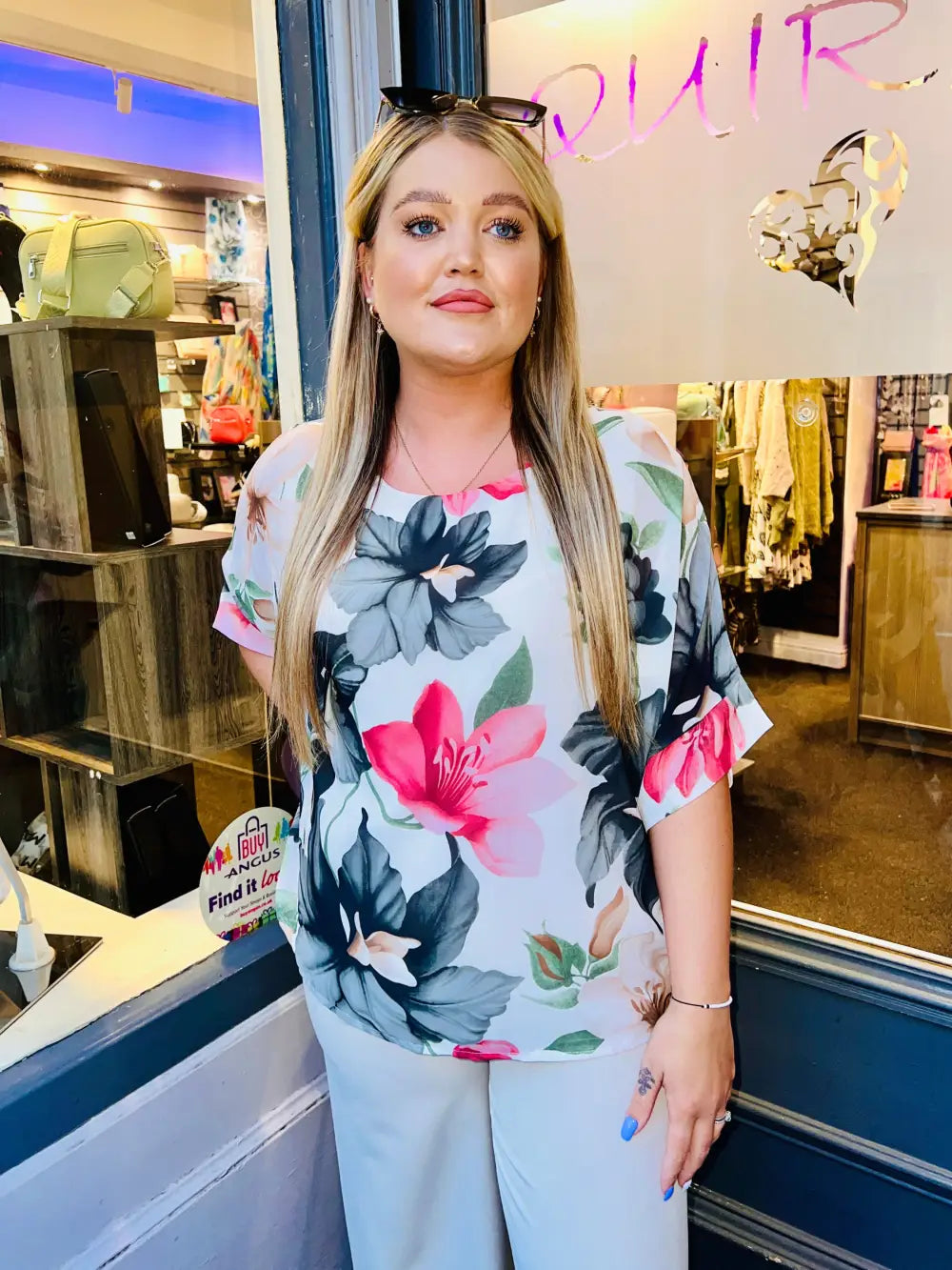 Avalina Bold Floral Blouse BLACK
