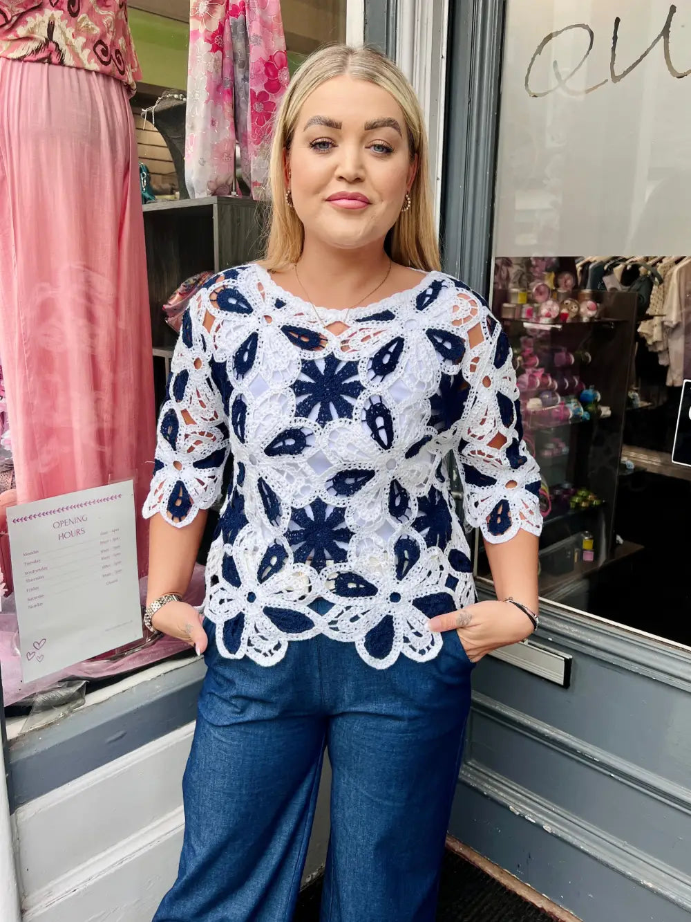 Courtney Flower Crochet NAVY