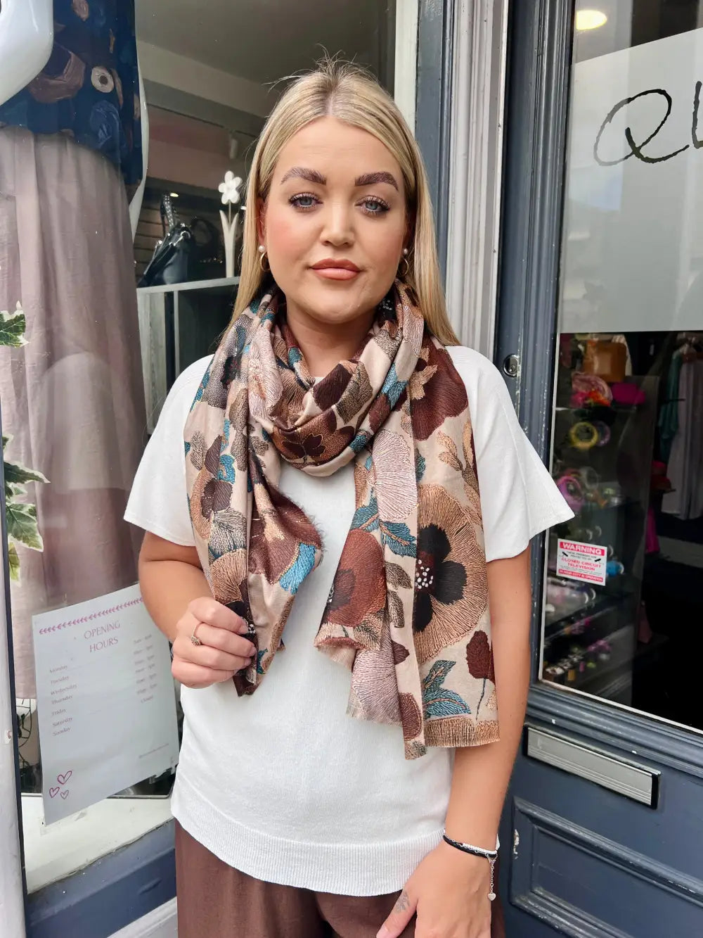 Elegant Flower Scarf MOCHA