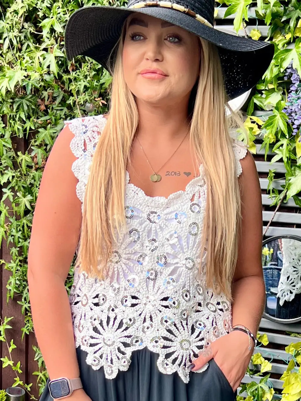 Emilie Sequin Crochet Vest WHITE