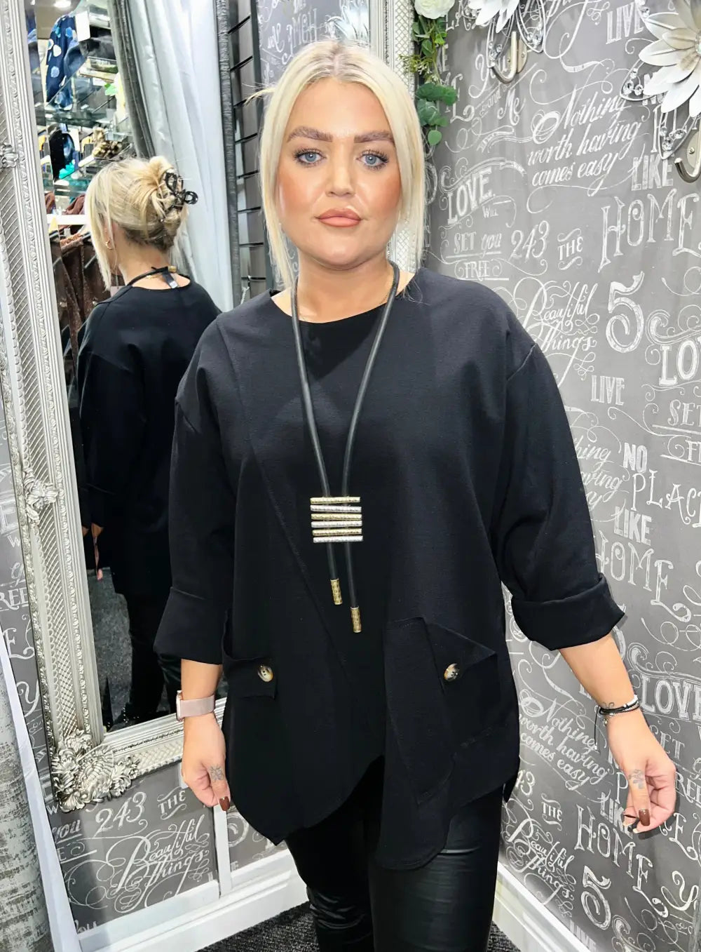 Evie Made In Italy Top BLACK - Tops